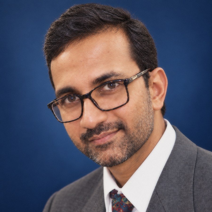 Arun Sir, founder and Physics faculty at Arun Physics Classes